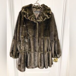 Jones NY Faux Fur Tiered A-Line Sculpted Collar Coat Dark Brown M